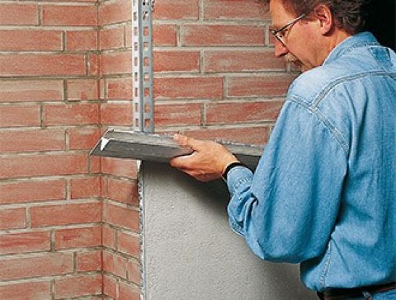 Installation des protections d'angle